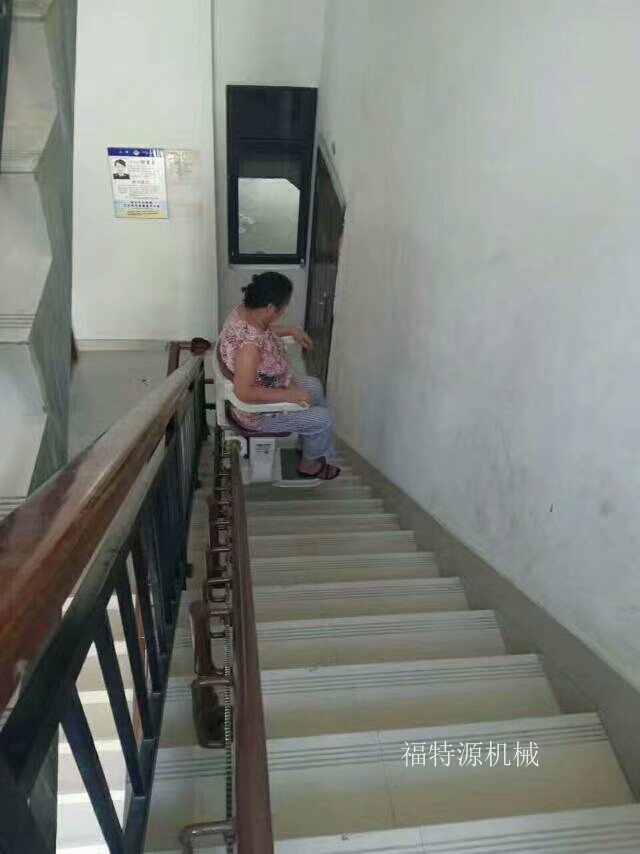 殘疾人升降平臺(tái)